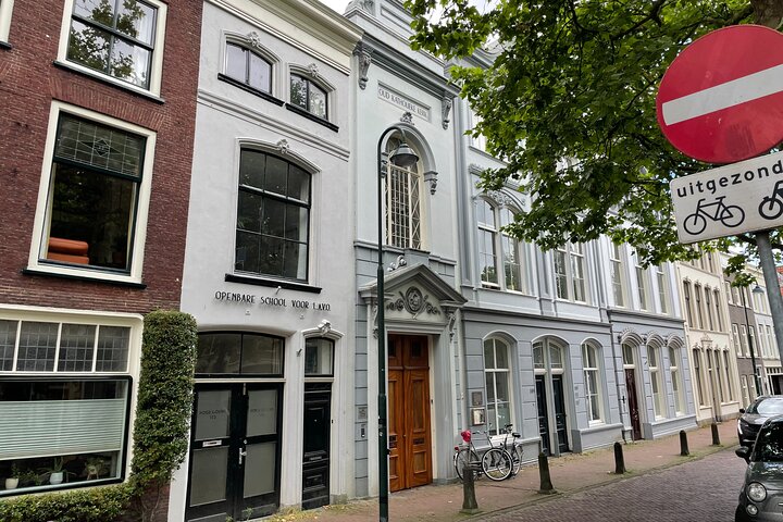Self-Guided Walking Tour of Gouda: Canals, Colonies, and Cheese