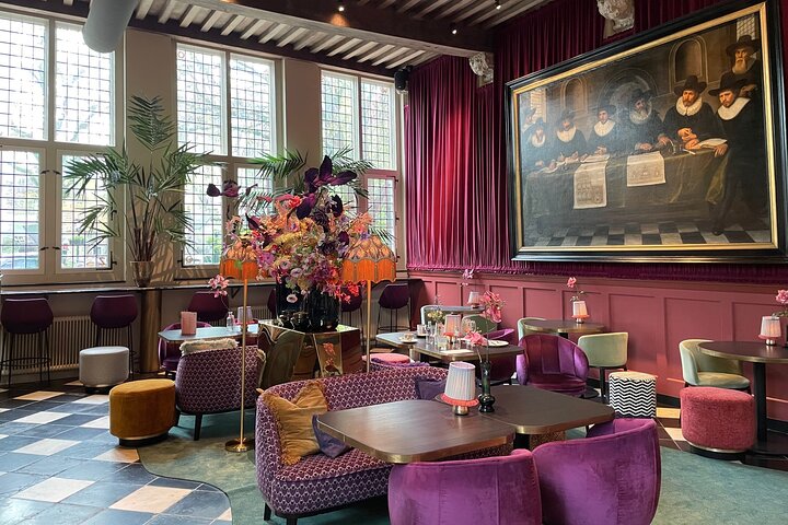 Self-Guided Walking Tour of Gouda: Canals, Colonies, and Cheese