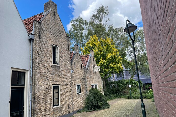 Self-Guided Walking Tour of Gouda: Canals, Colonies, and Cheese