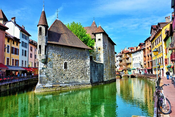 Annecy - Venice of the Alps - Tour from Geneva