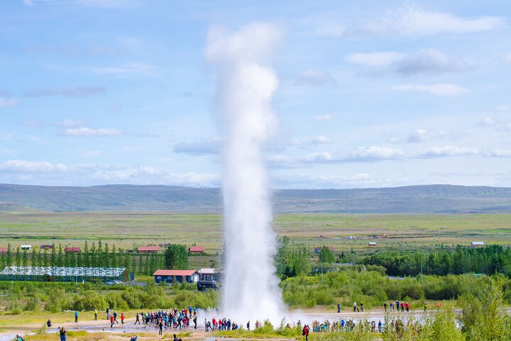 Small-group Golden Circle Classic Tour from Reykjavik