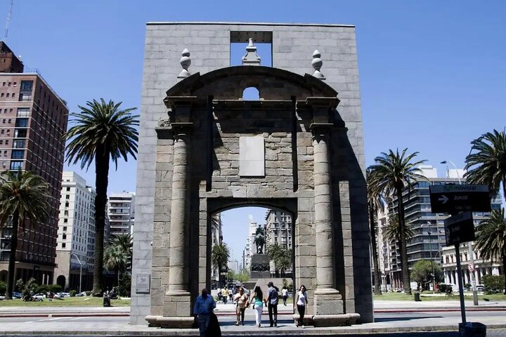 Enjoy Private Tour Montevideo Your Way