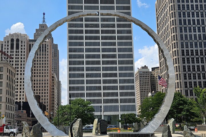 Best Downtown Detroit Historical Walking Tour