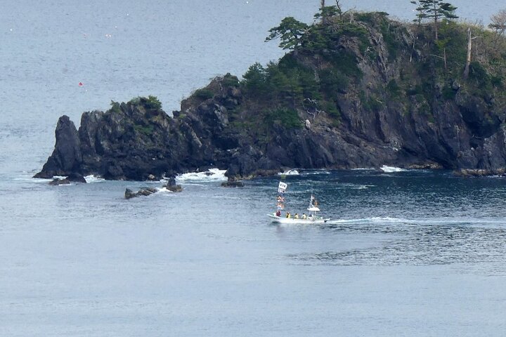 Kamaishi Bay Fishing Boat Cruise with Guided Local Fisherman