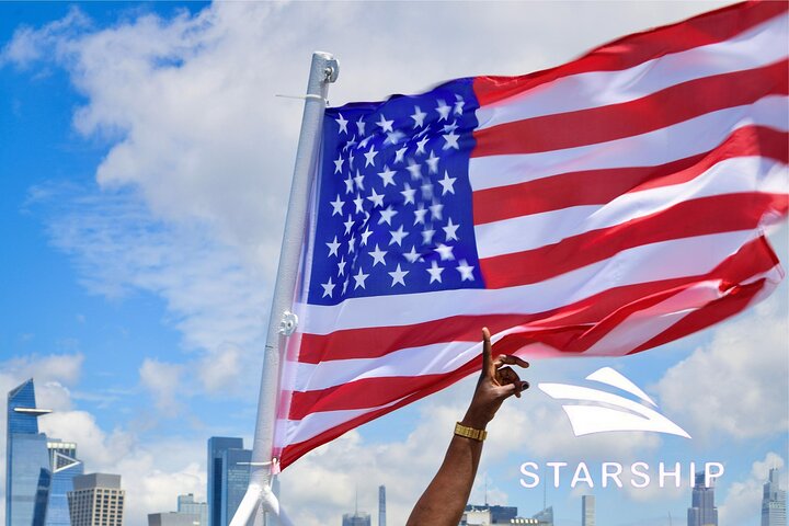 New York City 90-Minute Cruise: Lady Liberty, Bridges and Skyline