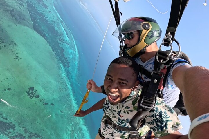 Skydive Zanzibar | Tandem Skydive