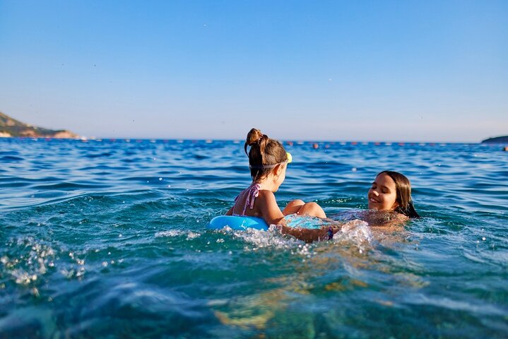 Portovenere & Three Islands Small Group Boat Tour from La Spezia