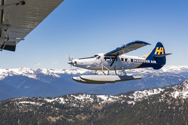 Whistler Glacier Spectacular: Scenic Seaplane Sightseeing Tour