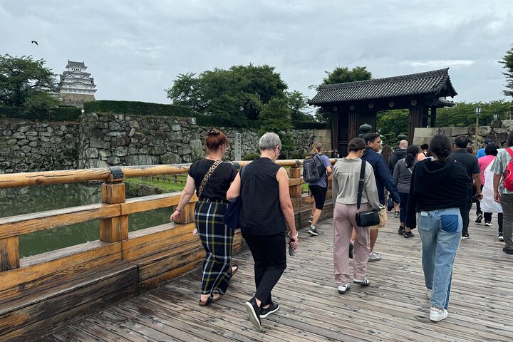 Discover Every Bit of Himeji Castle - World Heritage near Osaka
