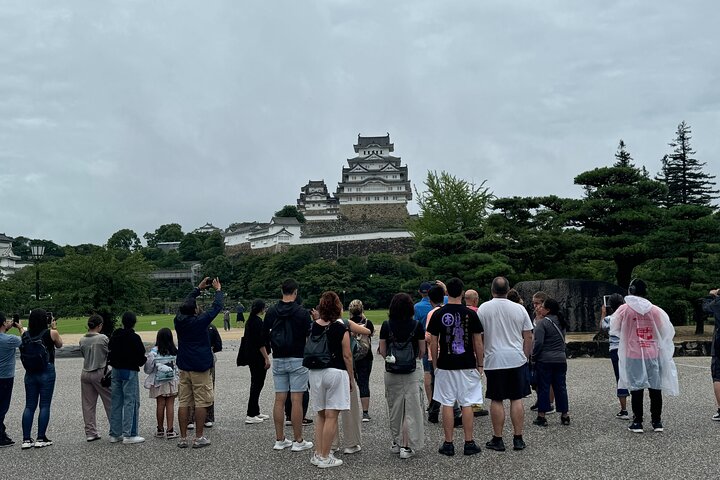Discover Every Bit of Himeji Castle - World Heritage near Osaka