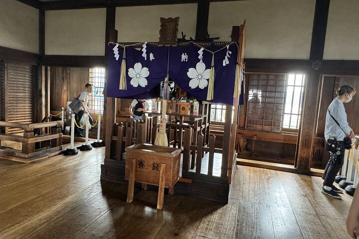 Discover Every Bit of Himeji Castle - World Heritage near Osaka