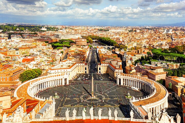 Vatican Museums, Sistine Chapel & St. Peter's Basilica Tour