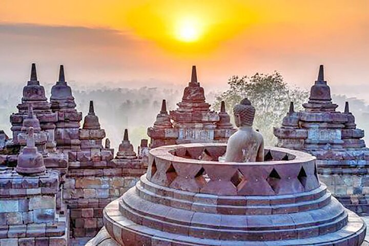 From Port Semarang : Private Yogyakarta Tour Borobudur Temple