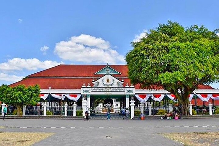 From Port Semarang : Private Yogyakarta Tour Borobudur Temple