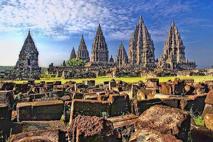 From Port Semarang : Private Yogyakarta Tour Borobudur Temple