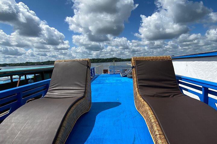 3 Days Deluxe Cabin Houseboat Orangutan Tanjung Puting