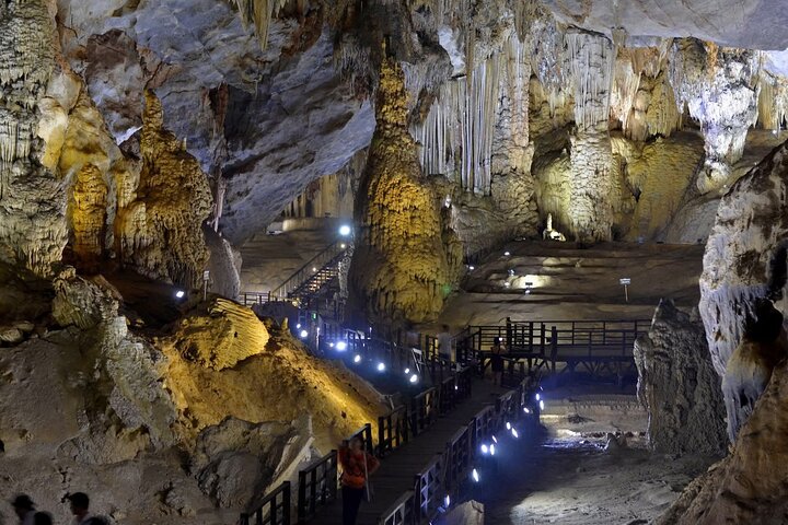 Phong Nha Cave and Paradise Cave: Guided Boat Tour & Exploration