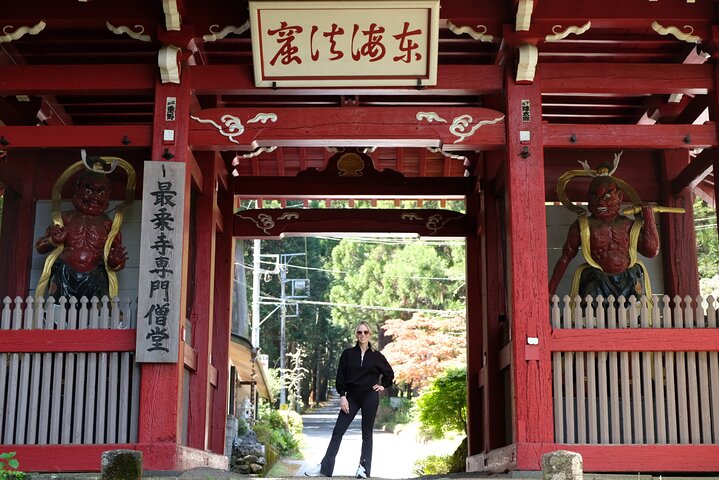 Forest Bathing in Temple and Enjoy onsen with healing power