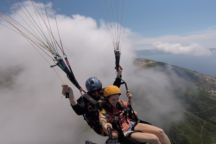 Paragliding in Vlore