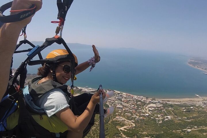 Paragliding in Vlore
