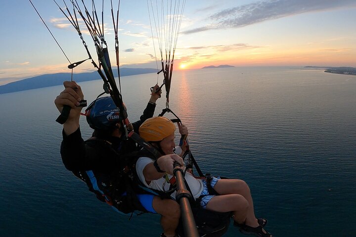 Paragliding in Vlore