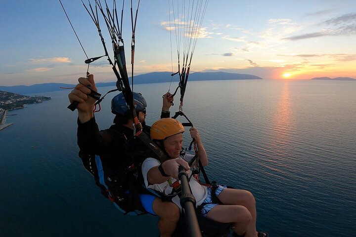 Paragliding in Vlore