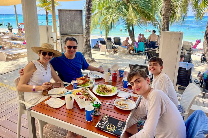 Roatán Monkey Sloth Park, Chocolate Rum & West Bay Beach Club