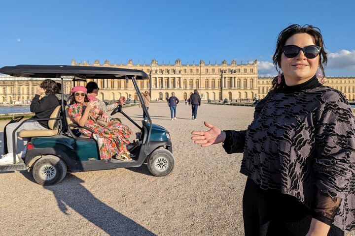 Versailles Palace & Gardens by Golf Cart Private Tour