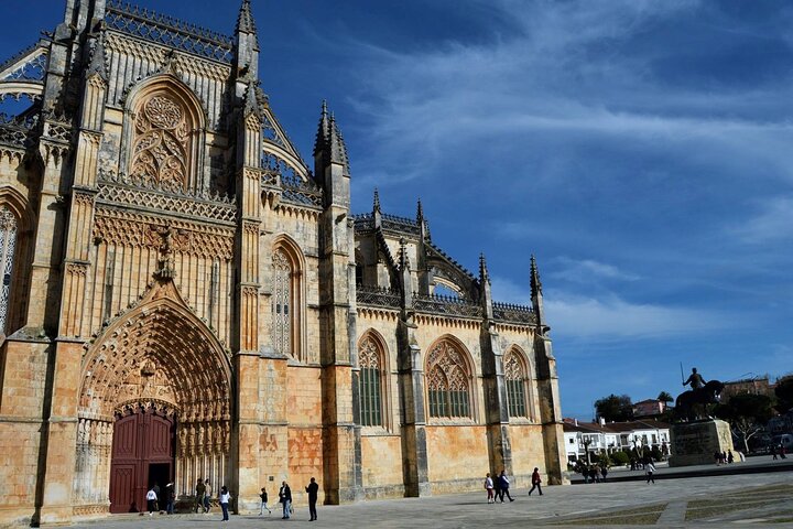Alcobaça and Batalha Monasteries: Private Tour