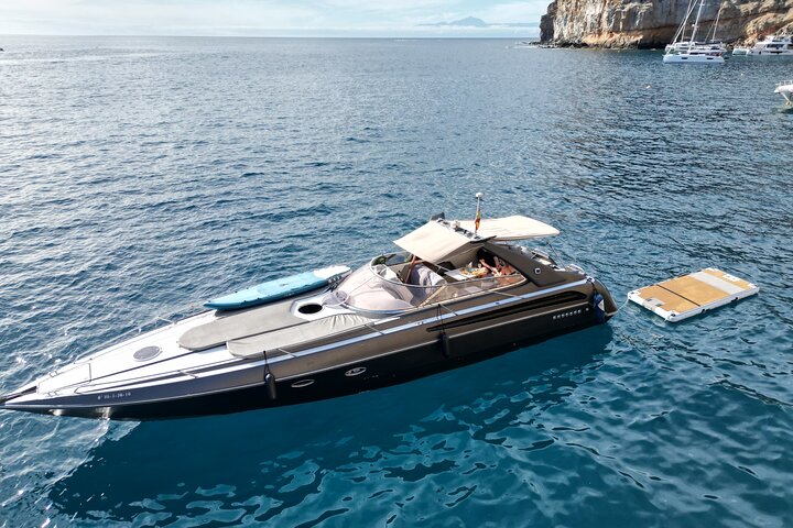 Private Yacht Tour with Drinks and Snorkeling in Gran Canaria