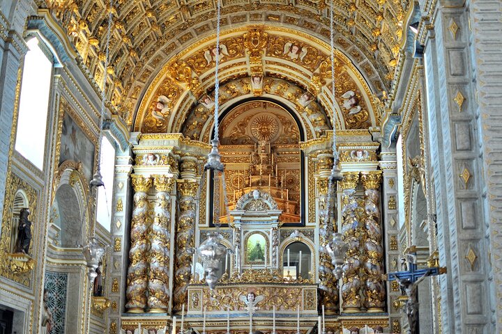 Alcobaça and Batalha Monasteries: Private Tour