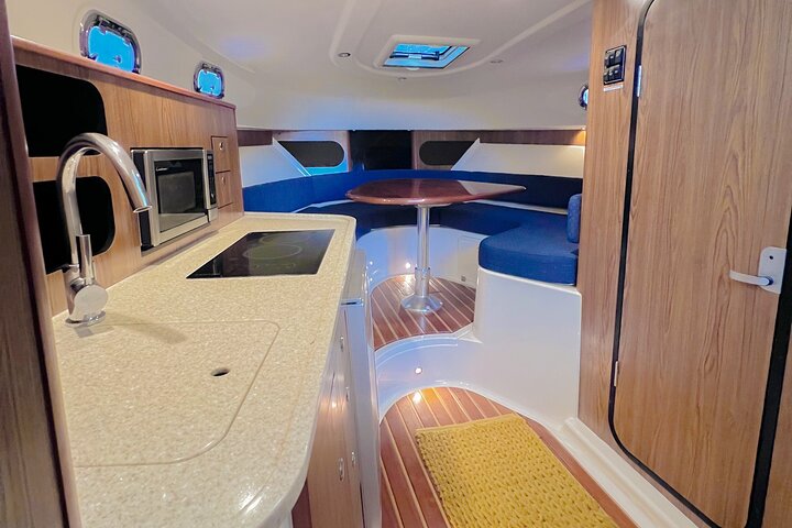 Cayman Private Luxury Charters - Stingray City, Snorkel, & More