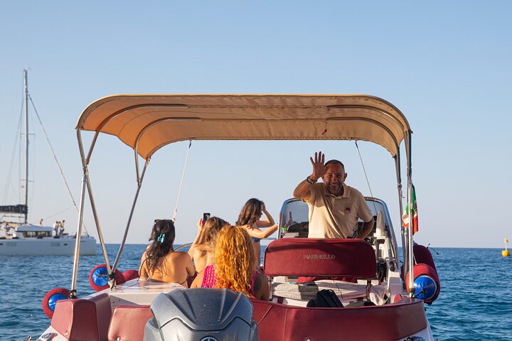 Monopoli Shared 2.5-Hour Boat Experience with Local Aperitif