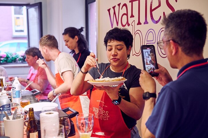 The Waffles 'n Beer Workshop in Bruges Centre