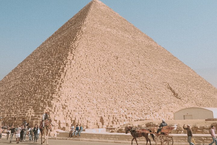 From El-Sokhna Port: Giza Pyramids and Museum, Private Day Tour.