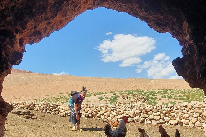 Hike & Overnight With Nomads Families