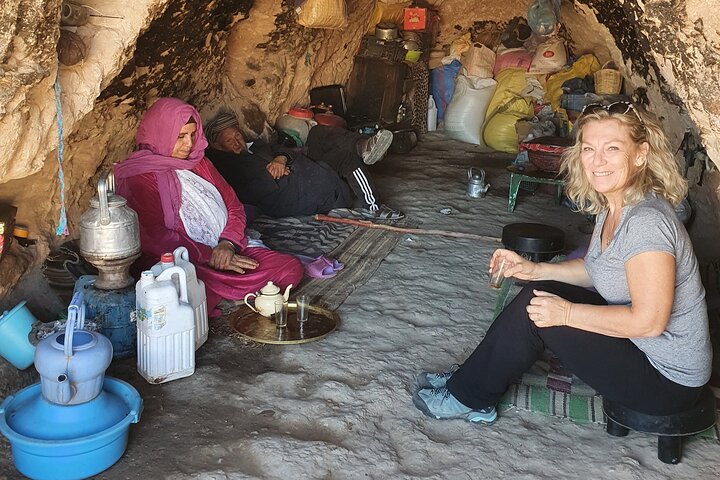 Hike & Overnight With Nomads Families