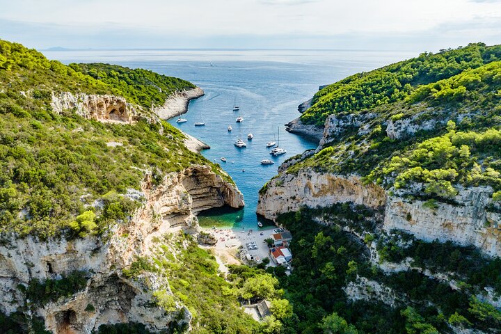 BLUE CAVE & 5 islands tour from Hvar