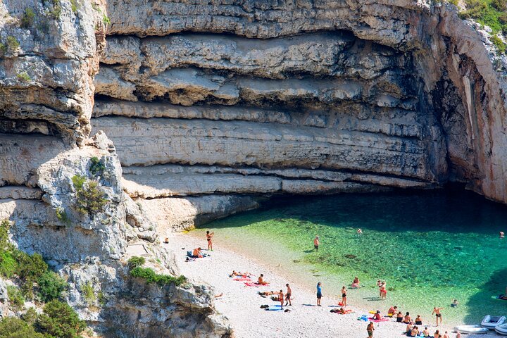 BLUE CAVE & 5 islands tour from Hvar