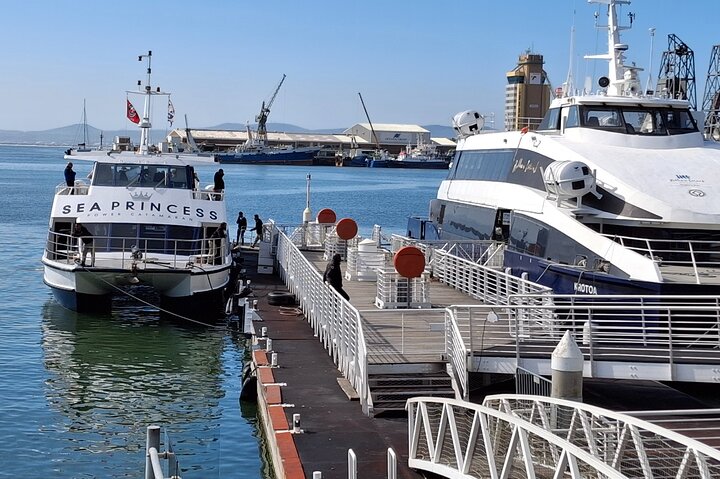 Robben Island Ferry Ticket &Guided Prison Tour with Pick-up& back