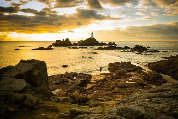 Jersey Island Road Trip Guidebook-St Helier, St Ouens Bay & Coast
