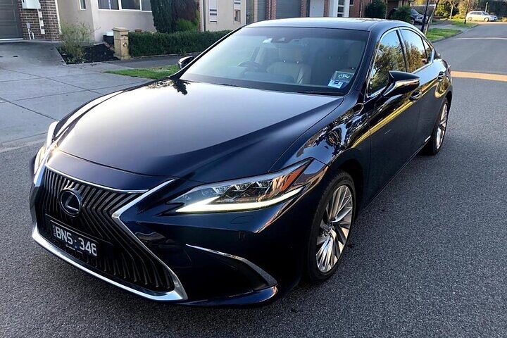Luxury Airport Transfers & Private Car Services in Melbourne