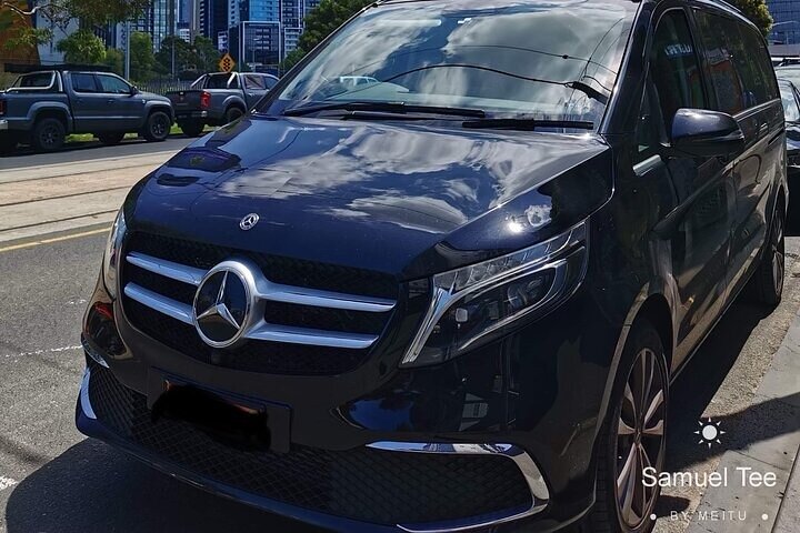 Luxury Airport Transfers & Private Car Services in Melbourne