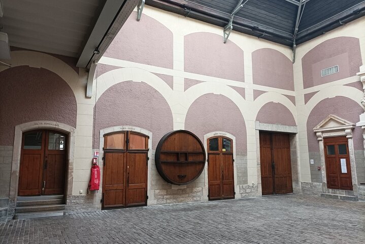 Guided tour of Beaune with your professional guide!