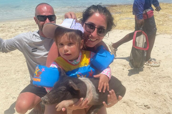 4hr Private Tour Island Hop Snorkel w/ Turtles & Sip Bahama Mamas