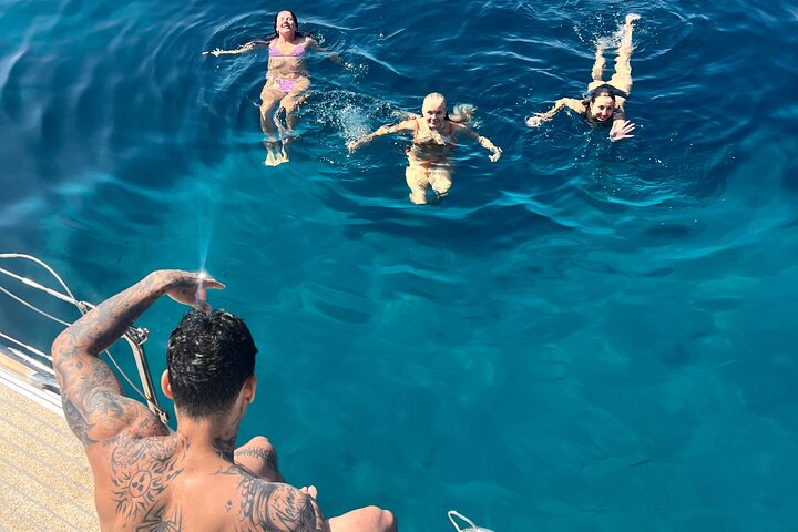 Full Day, Half Day, or Sunset Sailing Cruise with Tapas & Drinks