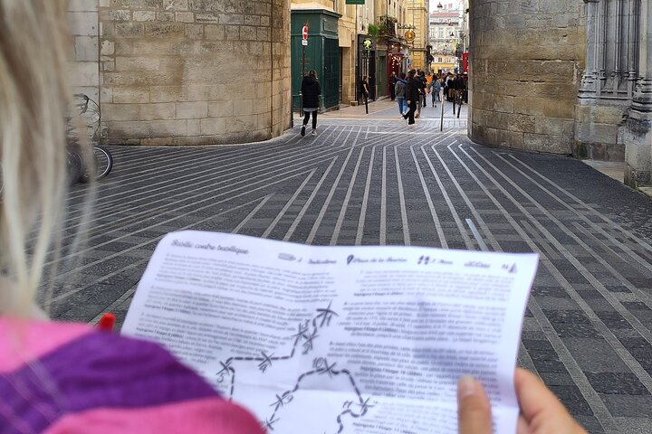 Urban Escape Game in Lille – Track Game in Old Town