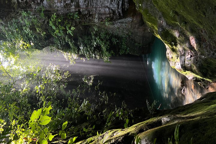 La Leona Waterfall Adventure Hike & Hidden Cave Experience