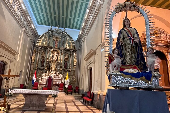 Walking Tour with a Local in Asuncion "The Mother of Cities"