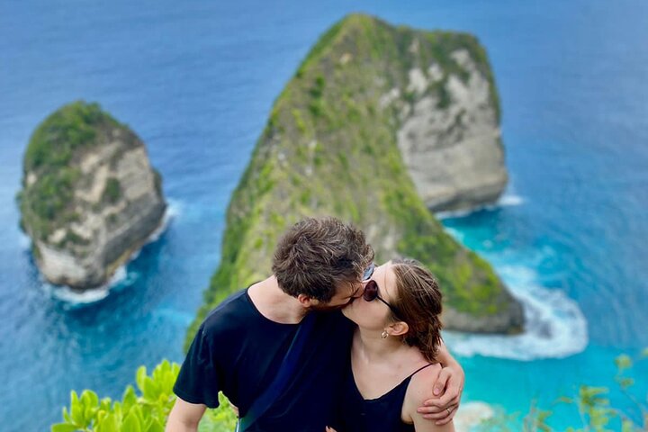 One Day Trip Nusa Penida Bali with All Inclusive